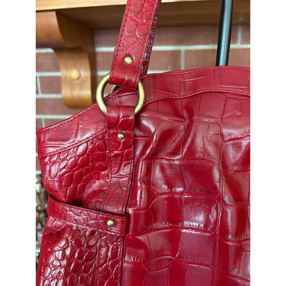 Michael Rome "Croco Embossed" Red Leather Handbag - Picture 2 of 5